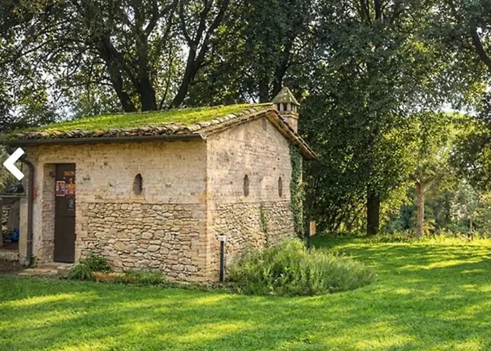 La Delle Pulci Bed & Breakfast *